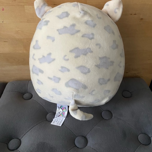 8” Pig Squishmallow - Picture 2 of 3